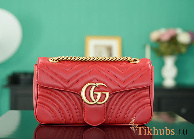 Gucci GG Marmont Matelassé Shoulder Bag 26x15x7cm - 1