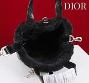 Dior Medium Toujours bag in Macrocannage calfskin 18.5x18.5x12 cm - 5