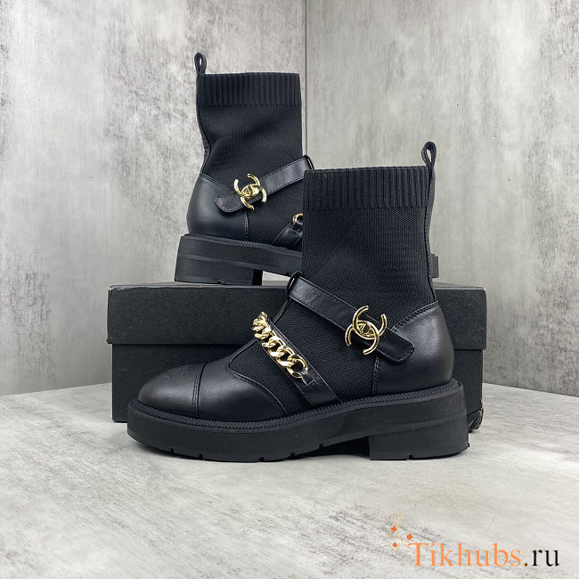Chanel short boots with a chain - 1