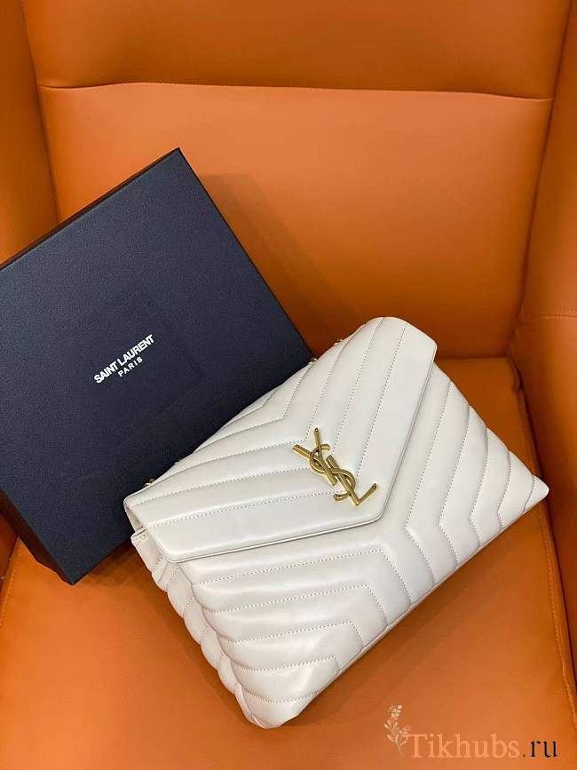 Saint Laurent Loulou shoulder bag patent leather, gold hardware size 32 cm - 1