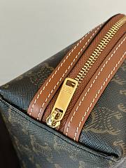 Celine Clutch on Chain IN Triomphe canvas and Lambskin 6x4 in (16x11 cm) - 4