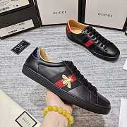 Gucci Ace embroidered 'Bee' sneaker in black leather - 1