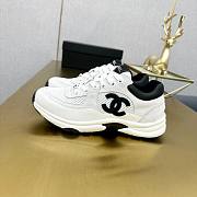 Chanel sneakers in a classic black and white - 5