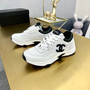 Chanel sneakers in a classic black and white - 3