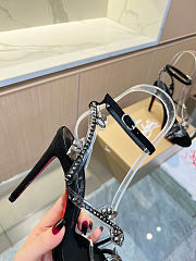 Christian Louboutin Joli Queen 100 embellished sandals - 4