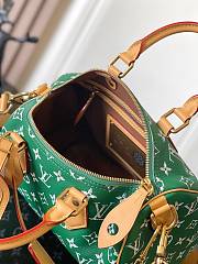 Louis Vuitton Calfskin Monogram Speedy P9 Bandouliere 25 in green M24423 25x15x15 cm - 3