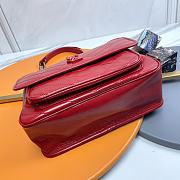 Saint Laurent Niki Baby shoulder bag in red crinkled 28-21-8cm - 4