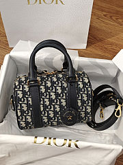  Dior Groove 20 bag in the Dior Oblique jacquard pattern 20.5 x 13.5 x 12 cm - 1