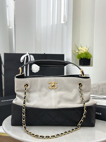 Chanel 25 color block shopping bag in grey suede and black leather24x35x14 cm