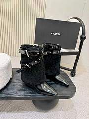 Chanel boots with black patent leather and shearling heel 5 cm - 1