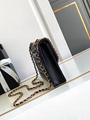 Chanel 24A black quilted patent chain around heart flap bag 15*24.5*4cm - 3