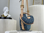 Louis Vuitton Croissant MM Monogram Denim Blue shoulder bag with a matching mini pochette 21X7X13 cm - 5