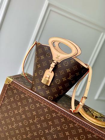 Louis Vuitton LV Rivage BB M14680 12x18x7CM