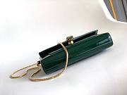 Bvlgari Serpenti Forever phone case in emerald green patent leather 19x10X3.5 cm - 5