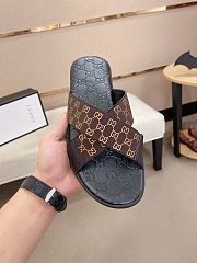 Gucci men's slide sandals with criss-cross straps in brown and black color - 4