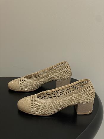 Chanel raffia woven block heel shoes in a beige color heel 5 cm