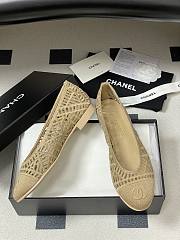 Chanel embroidered cotton ballet flats in beige - 3