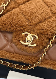 Chanel 24K Teddy Flap 16 x 23.5 x7.5 cm - 2