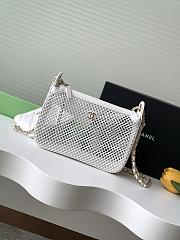 Chanel 25S Clutch on Chain in white Mesh 20*13*4.5cm - 1