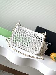 Chanel 25S Clutch on Chain in white Mesh 20*13*4.5cm - 3
