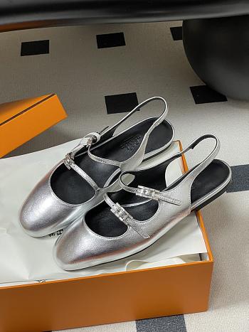 Hermes Mila slingback ballet flats in a metallic finish goatskin