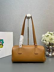 Prada medium leather shoulder bag in a brown or caramel color 29×12.5×10cm - 6