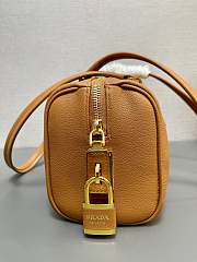 Prada medium leather shoulder bag in a brown or caramel color 29×12.5×10cm - 4