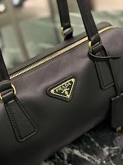 Prada medium leather shoulder bag in black 29x12.5x10cm - 6