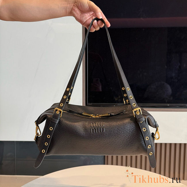Miu Miu Beau or Aventure shoulder bag in black leather 36cmx20cx15 cm - 1