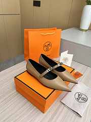 Hermès Kelly ballet flats in calfskin leather in light brown color - 4