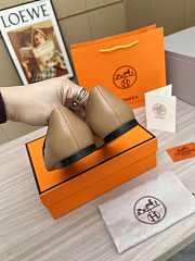 Hermès Kelly ballet flats in calfskin leather in light brown color - 3