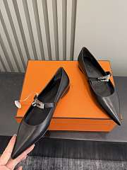 Hermès Kelly ballet flats in calfskin leather in black color - 2