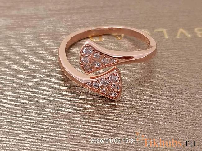 Bvlgari Rose Gold and Diamond Divas' Dream Ring - 1