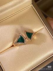 Bvlgari Divas' Dream 18 kt rose gold open ring with malachite inserts and pavé diamonds - 3