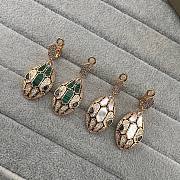 Bvlgari Serpenti drop earrings in 18k rose gold  - 2