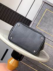 Chanel Cambon line Tote Bag Black 24X20X8cm - 4