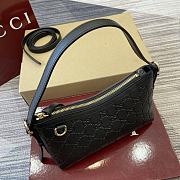  Gucci GG Emblem embossed black leather small shoulder bag in black color 22×14×8cm - 6