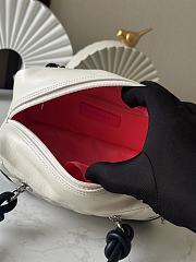Chanel Mini Ligne Cambon Bowler bag in white lambskin leather with a black CC logo and handles 12*21*9cm - 2