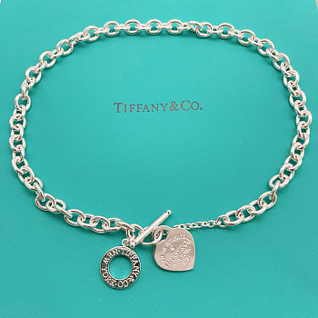  Tiffany & Co. Return to Tiffany Heart Tag Toggle Necklace