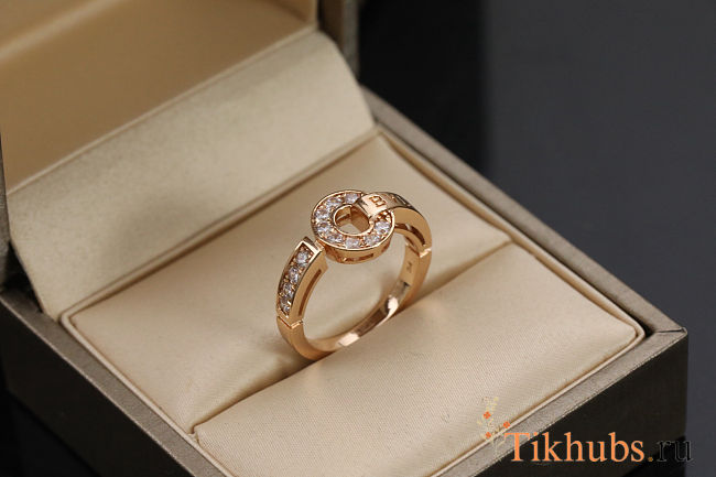 Bvlgari Bvlgari 18k rose gold ring set with pavé diamonds - 1