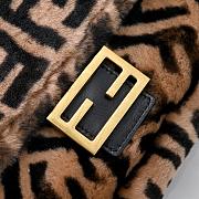 Fendi Baguette Medium FF Shearling Sheepskin Shoulder Bag Brown 26.5.15 cm - 2