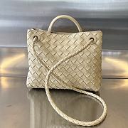 Bottega Veneta Small Andiamo 'Butterscotch' bag 25x22x10.5 cm - 6