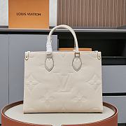 Louis Vuitton OnTheGo MM tote bag in light beige Monogram Empreinte calf leather 35x27x 14 cm - 4