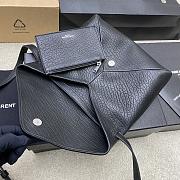 Saint Laurent Cassandre Envelope Messenger Bag in black lambskin leather 23×16.5×6cm - 2