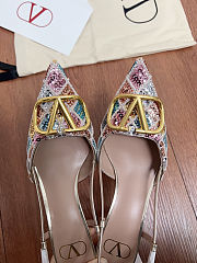 Valentino Garavani VLogo Signature sequined and beaded slingback pumps 8.5 cm - 5