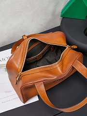 Miu Miu Logo Top-handle Bag in Aged Calfskin 28X15X13 cm - 5