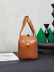 Miu Miu Logo Top-handle Bag in Aged Calfskin 28X15X13 cm - 4