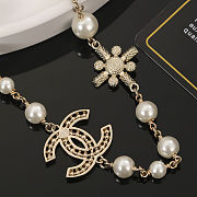 Chanel gold-tone metal and faux pearl necklace with crystal embellishments - 6