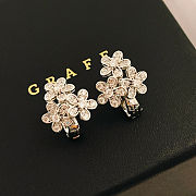 Graff Wild Flower diamond cluster stud earrings  - 1