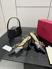 Valentino Garavani Bowow 85 studded leather slingback pumps in black - 6